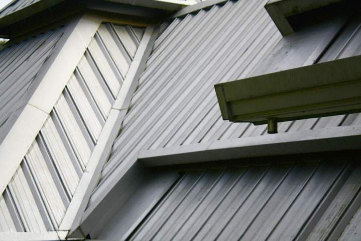 Pose de couverture en tuile Clermont-Ferrand