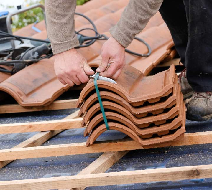 Pose de couverture en tuile Clermont-Ferrand